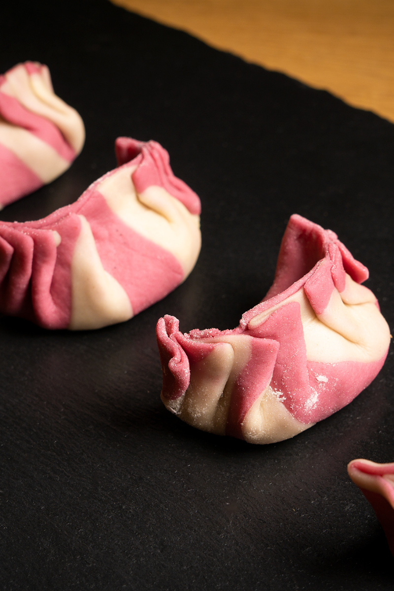 Kooskokkamine lastega: värvilised pelmeenid - 01. mai