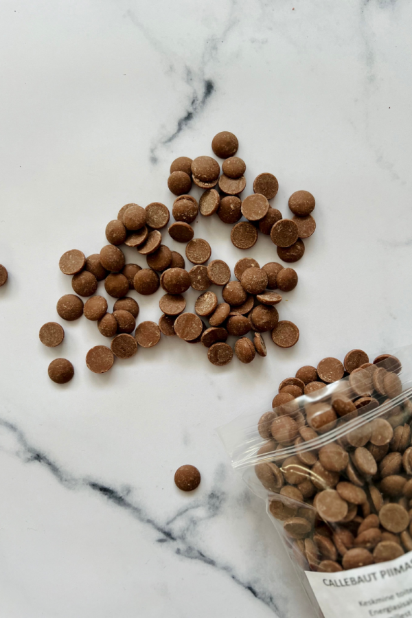Callebaut piimašokolaad 33,6% nööpidena, 400 g