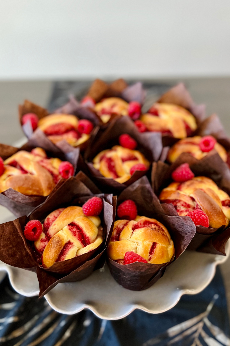 Veebikoolitus – Vaarika brioche saiake